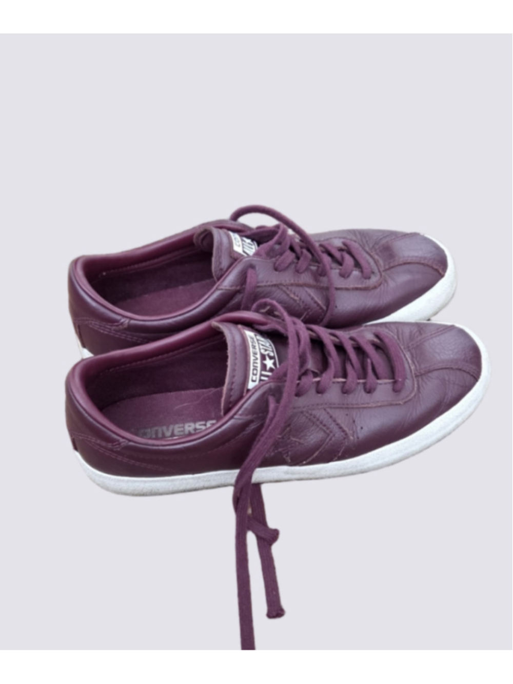 Converse Leather Sneakers in Burgundy/ Wine Size Mens 6.5, Wmns 8